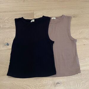 Aritzia Black and Tan Tank Tops